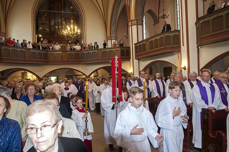 Pożegnanie śp. ks. Mielcarzewicza