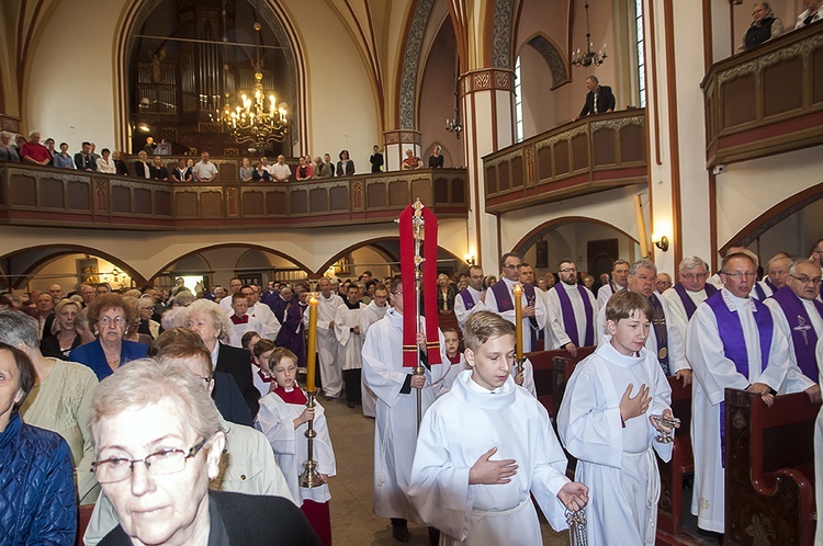 Pożegnanie śp. ks. Mielcarzewicza