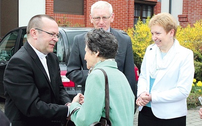 Ojciec Andrzej Chludziński OFMCap po Eucharystii spotkał się z wiernymi, długo wspominając czas, kiedy był w Olsztynie proboszczem.