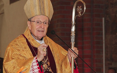 Kardynał Joachim Meisner przewodniczył Mszy św. w intencji hutników.