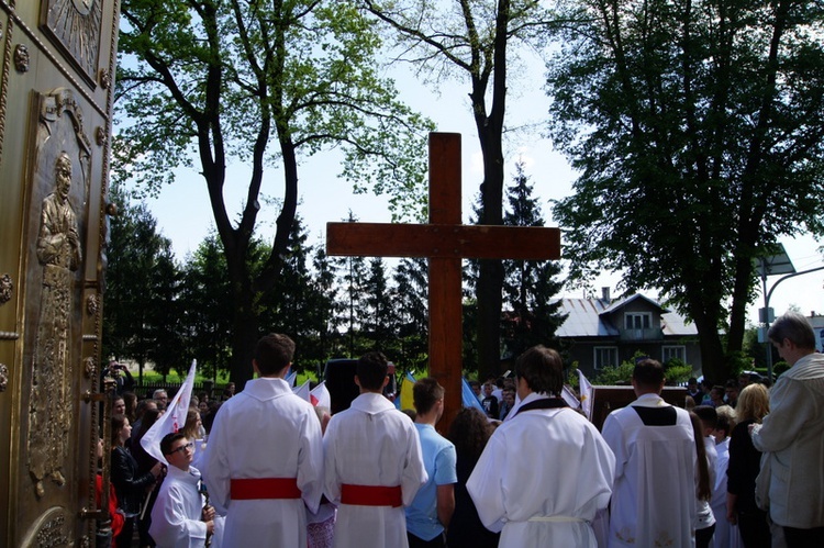 Symbole ŚDM w Chorzelowie