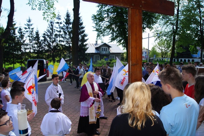 Symbole ŚDM w Chorzelowie