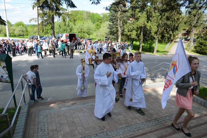 Symbole ŚDM w Przecławiu