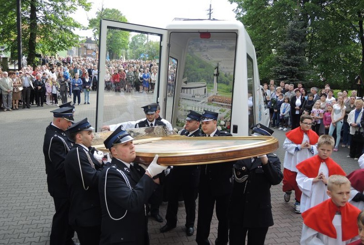 Znaki Bożego Miłosierdzia w Chybiu