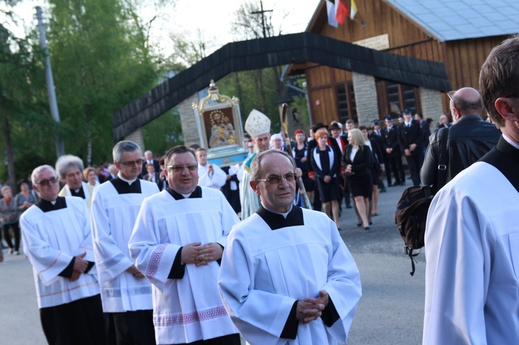 Maryjna procesja w Ptaszkowej