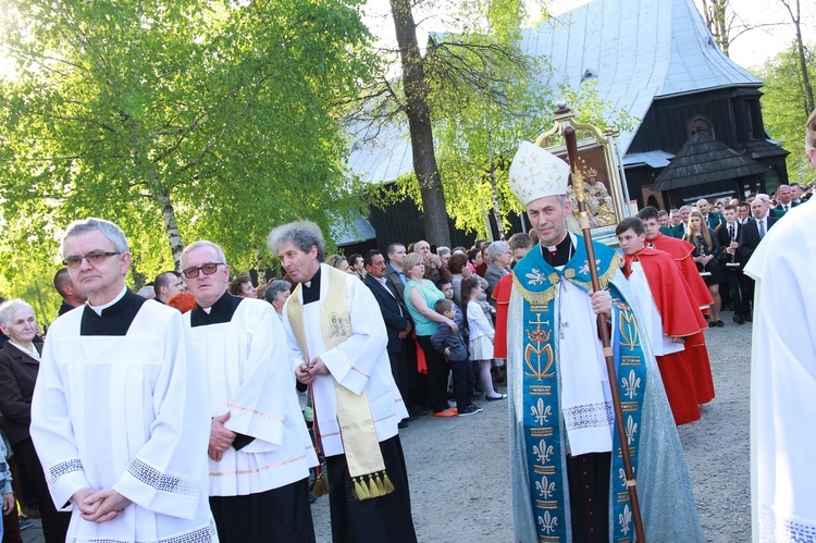 Maryjna procesja w Ptaszkowej