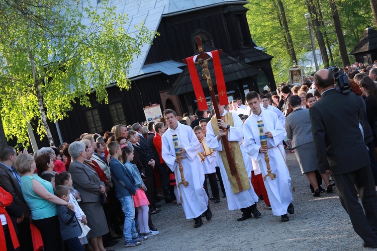 Maryjna procesja w Ptaszkowej