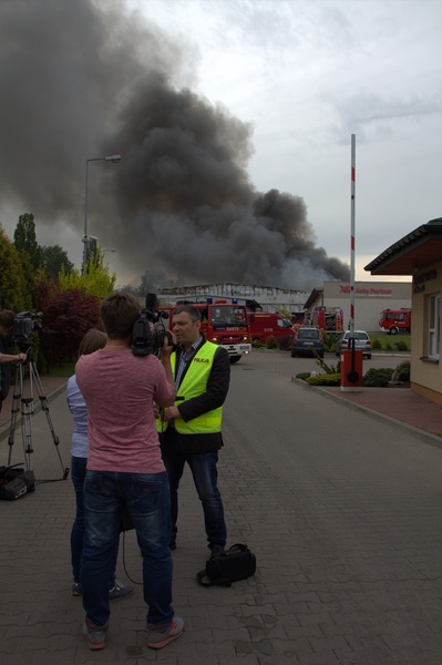 Pożar hali w Katowicach