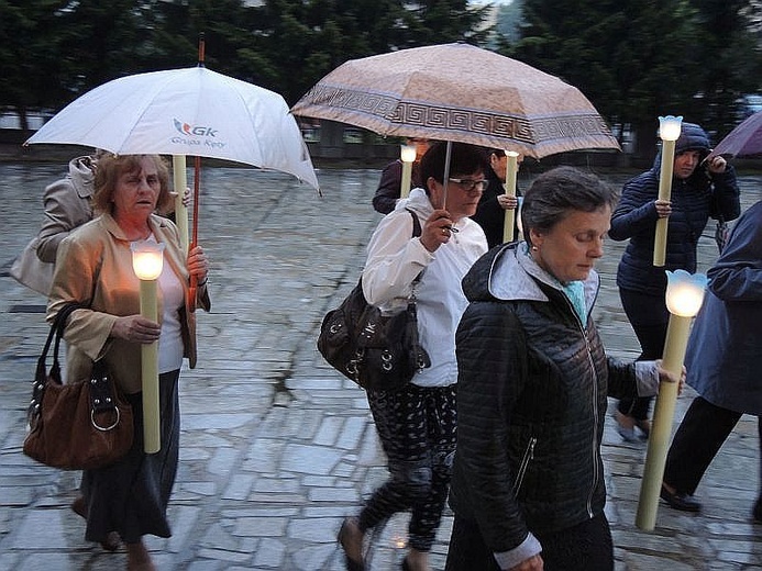 Koronacja figury Matki Bożej Fatimskiej w Kętach