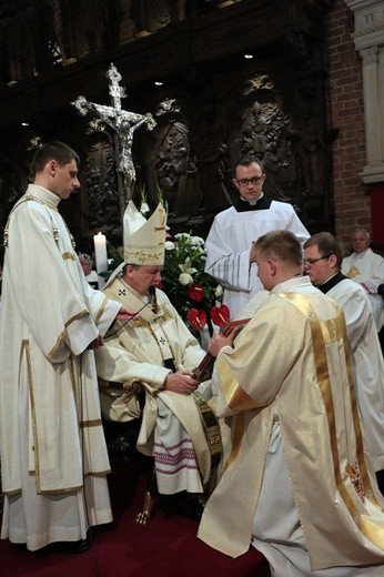 Święcenia diakonatu