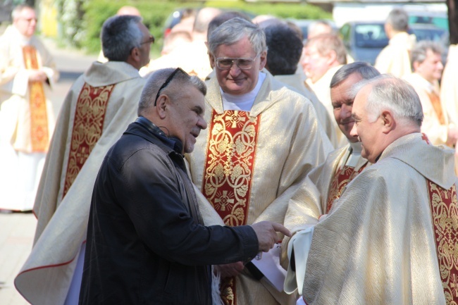  Konsekracja kościoła pw. Matki Bożej Fatimskiej