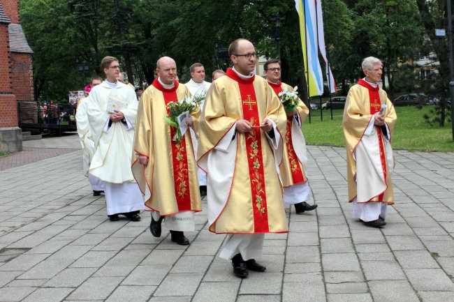 Święcenia kapłańskie w gliwickiej katedrze