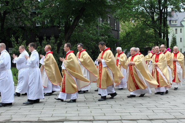 Święcenia kapłańskie w gliwickiej katedrze