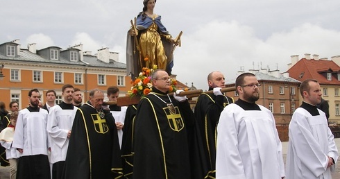 Broniła przed zarazą i bolszewikami