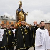 Broniła przed zarazą i bolszewikami