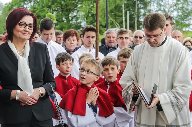 Otwarcie kościoła w Bziu