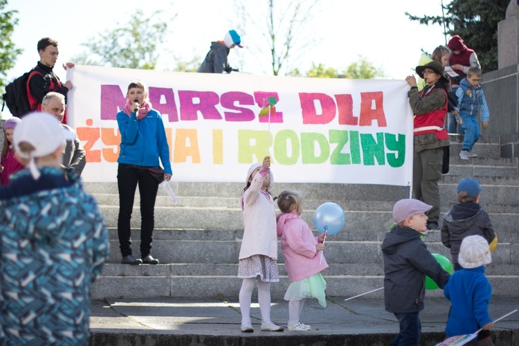 Marsz dla Życia i Rodziny w Olsztynie