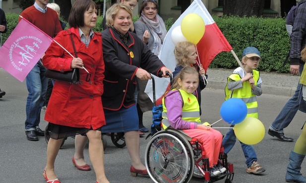 Na marszu trudno znaleźć smutnego człowieka!