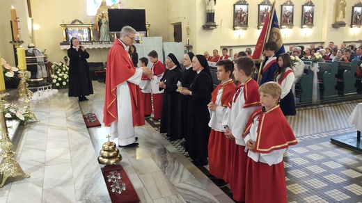 Brzezie, 80-lecie śmierci sługi Bożej s. M. Dulcissimy - Eucharystia