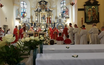 Brzezie, 80-lecie śmierci sługi Bożej s. M. Dulcissimy - Eucharystia