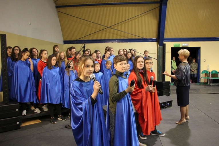 Wigilia Zesłania Ducha Świętego w Rawie Mazowieckiej