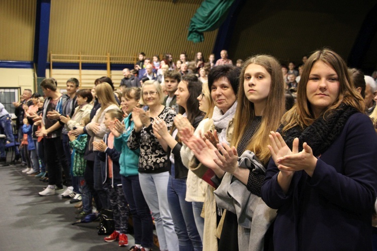 Wigilia Zesłania Ducha Świętego w Rawie Mazowieckiej