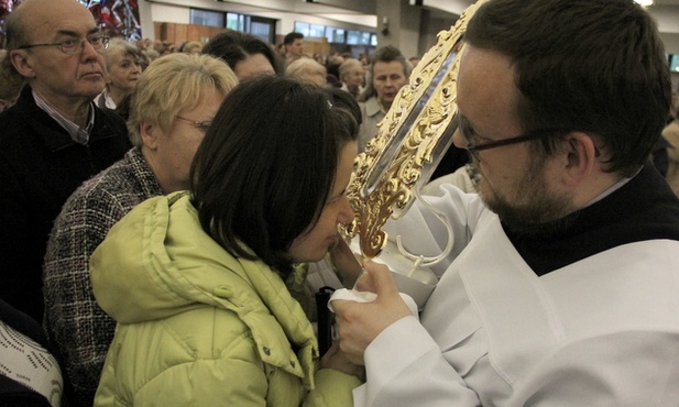 Po Eucharystii można było ucałować relikwie św. Andrzeja Boboli