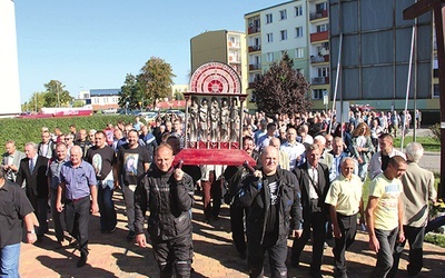 Uroczystość została objęta patronatem Andrzeja Dudy, prezydenta RP, który został zaproszony na to wydarzenie.  Na zdjęciu:  Pielgrzymka Mężczyzn  do Międzyrzecza.