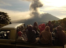 Silna erupcja wulkanu na Kostaryce