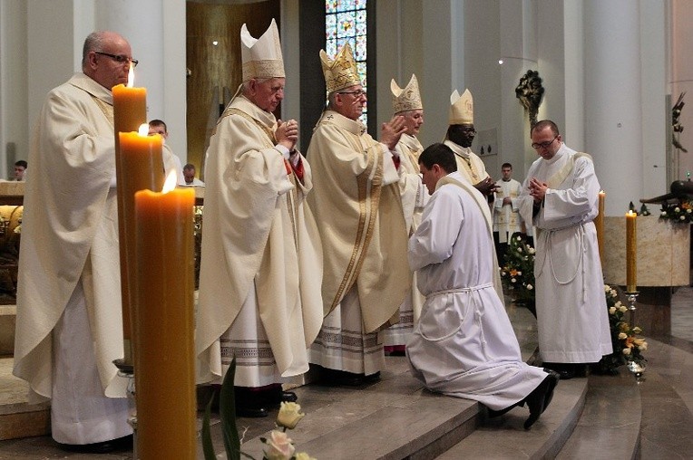 Święcenia kapłańskie, cz. II