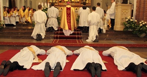 Wstęp tylko dla grzeszników 