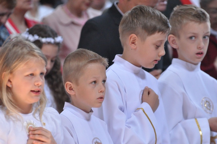 Kamień węgielny w kościele św. Jana Pawła II w Nowym Sączu