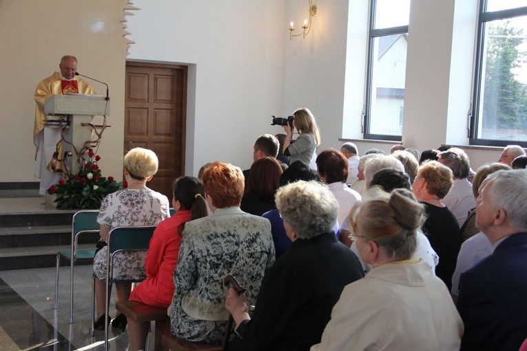 Poświęcenie kaplicy cmentarnej w Radomyślu