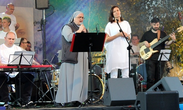 W górę serca - czwarty wieczór uwielbienia