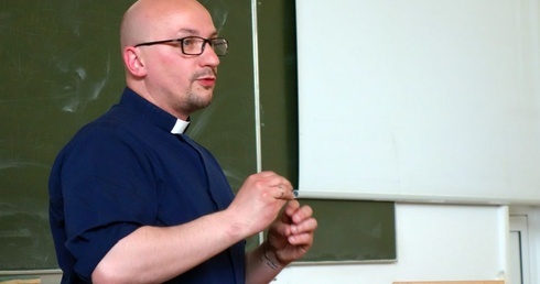 Mamy czynić ludziom dobrze