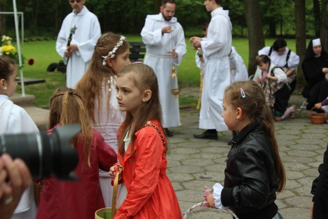 Procesja Bożego Ciała w parafii św. Elżbiety w Cieszynie