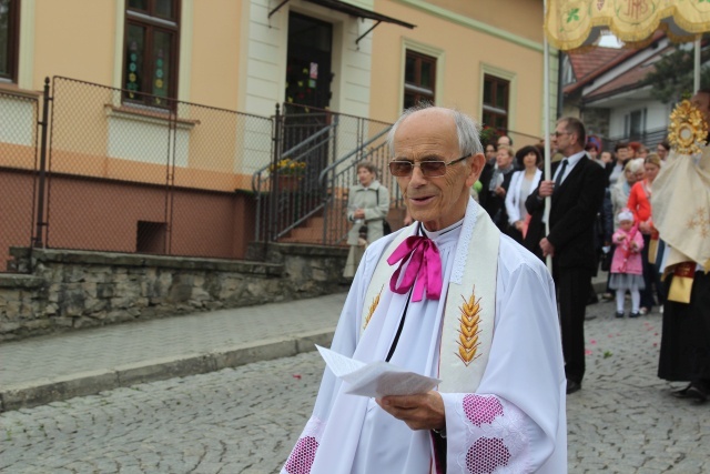 Procesja Bożego Ciała w parafii św. Elżbiety w Cieszynie