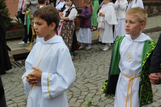 Procesja Bożego Ciała w parafii św. Elżbiety w Cieszynie