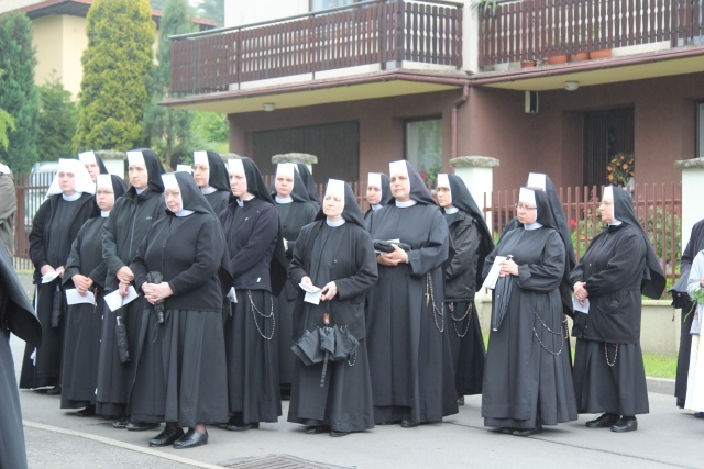 Procesja Bożego Ciała w parafii św. Elżbiety w Cieszynie