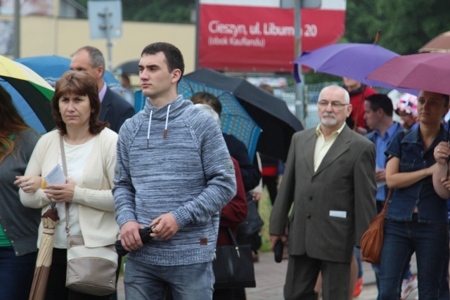 Procesja Bożego Ciała w parafii św. Elżbiety w Cieszynie