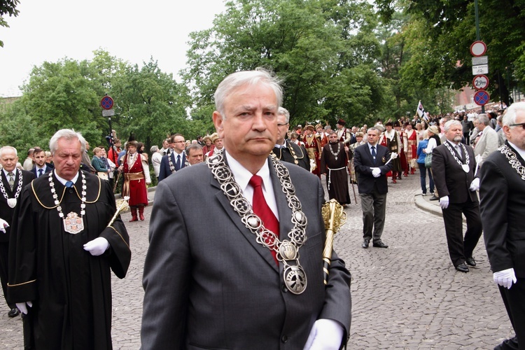 Boże Ciało 2016 - procesja z Wawelu na Rynek Główny 