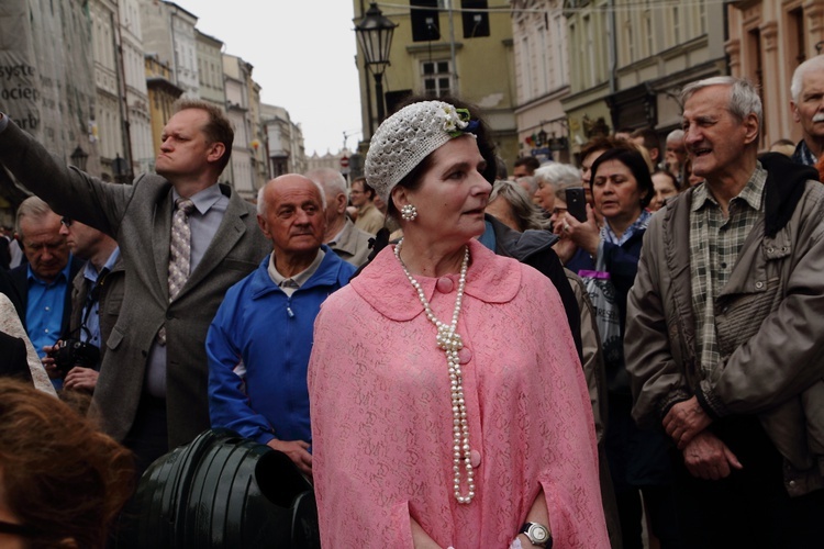 Boże Ciało 2016 - procesja z Wawelu na Rynek Główny 