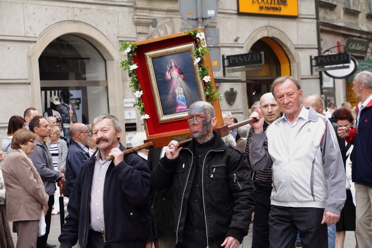 Boże Ciało 2016 - procesja z Wawelu na Rynek Główny 