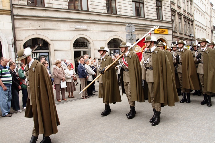 Boże Ciało 2016 - procesja z Wawelu na Rynek Główny 