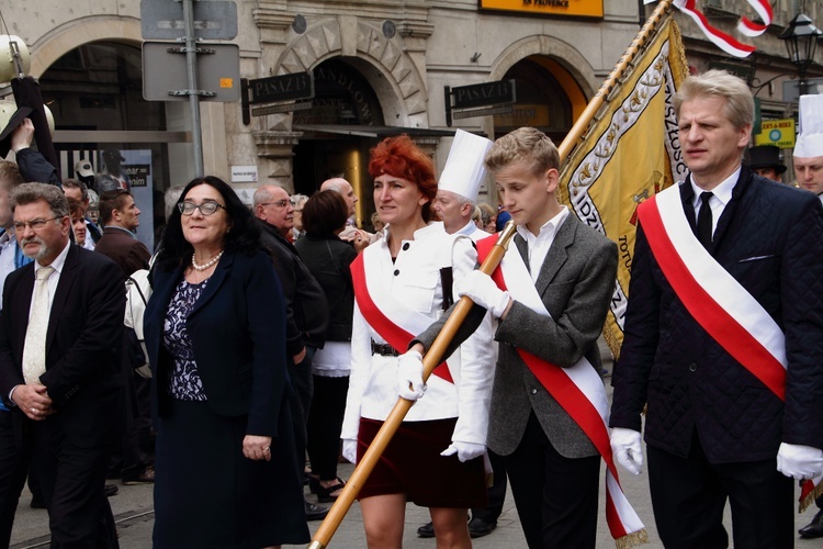 Boże Ciało 2016 - procesja z Wawelu na Rynek Główny 