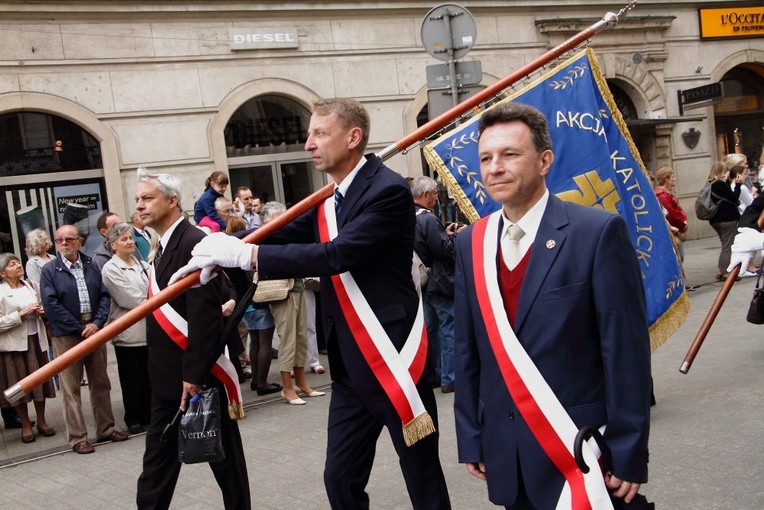 Boże Ciało 2016 - procesja z Wawelu na Rynek Główny 