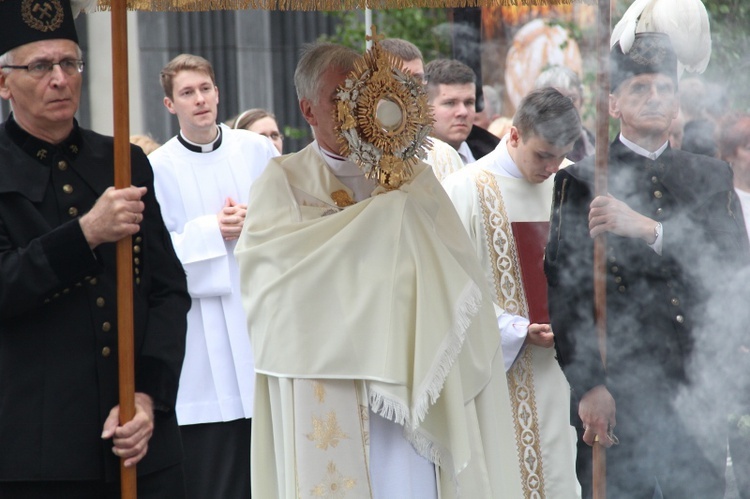 Procesja Bożego Ciała w Katowicach - 2016 r.