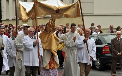 Przekroczyć granicę pamiątki