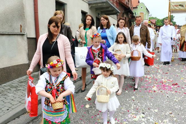 Boże Ciało 2016 - procesja w Czernichowie