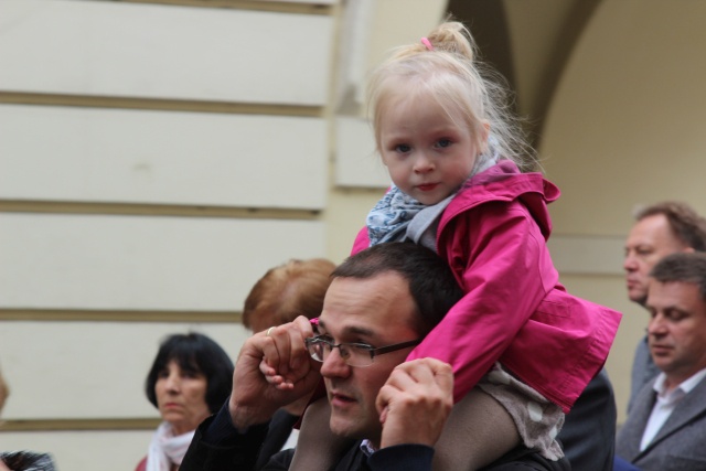 Procesja Bożego Ciała w parafii św. Marii Magdaleny w Cieszynie